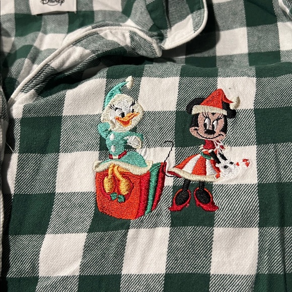 ❌Sold❌ Disney store Minnie Mouse and Daisy Duck holiday pajamas women size L GUC - Picture 5 of 12